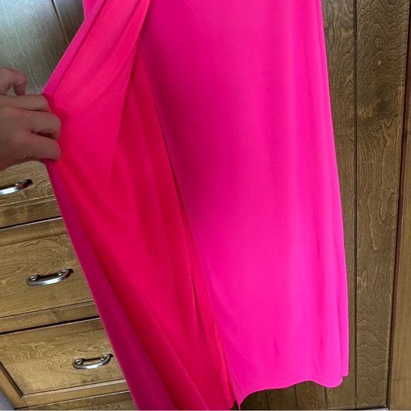 Hot Pink Formal halter dress size M - Picture 4 of 7